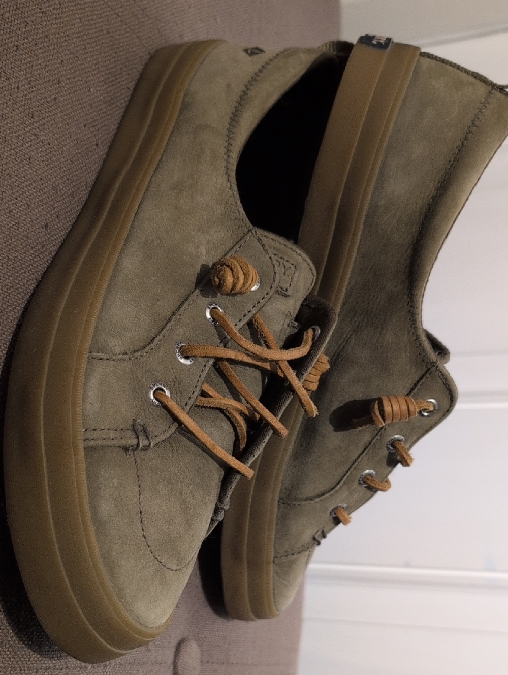 Sperry Crest Vibe Leather Sneakers